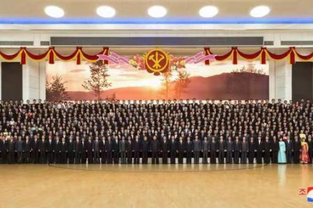 金正恩:朝鮮將完善加強戰(zhàn)略力量