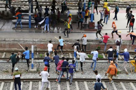 印度因征兵抗議而暫停東部邦的互聯網