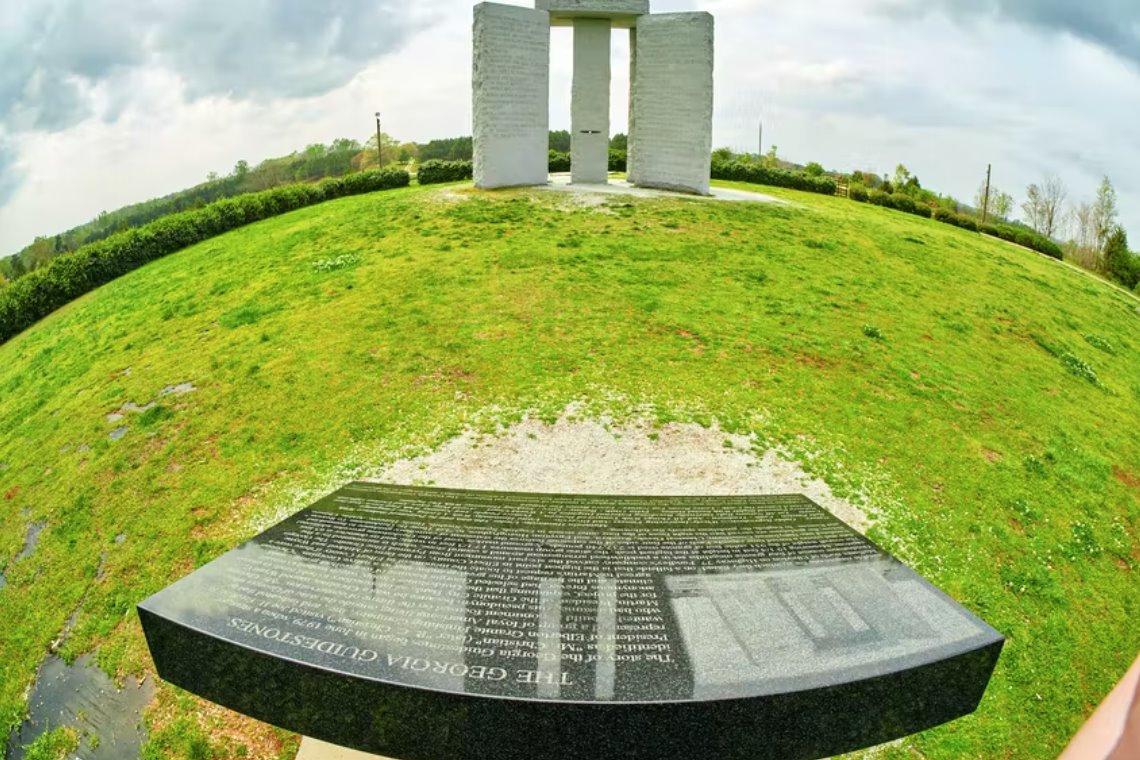 爆炸巖石喬治亞指南石被稱為“美國的巨石陣”