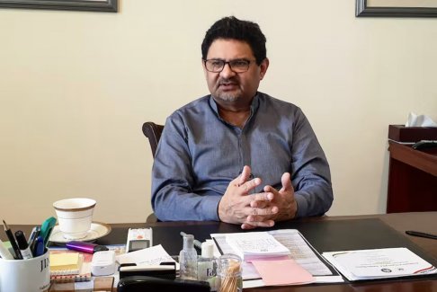 巴基斯坦財(cái)政部長(zhǎng)辭職 正值經(jīng)濟(jì)危機(jī)之際