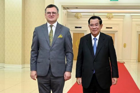 柬埔寨總理在金邊會見烏克蘭外長