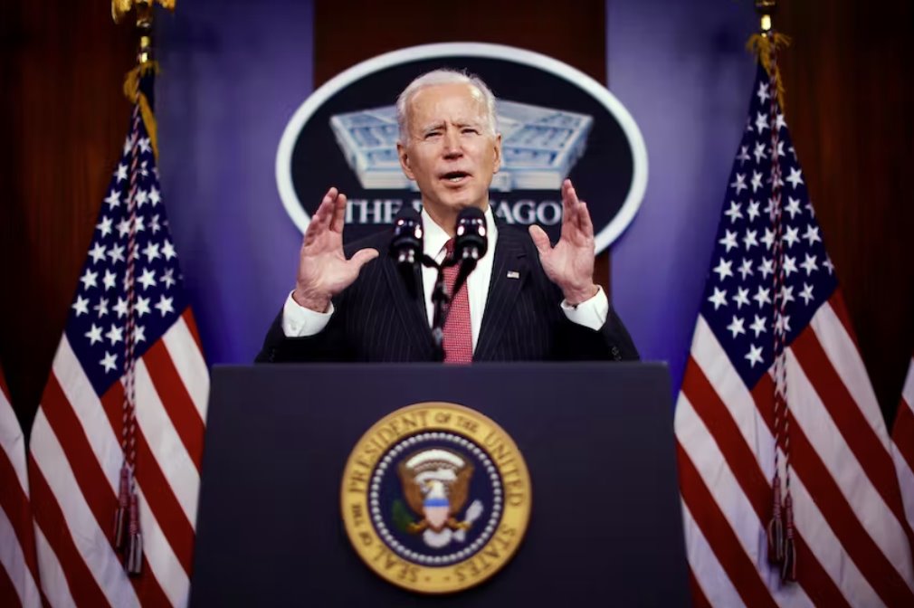 拜登簽署《國防授權(quán)法》 但表達擔憂