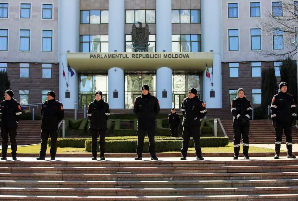 摩爾多瓦警方限制反政府抗議活動