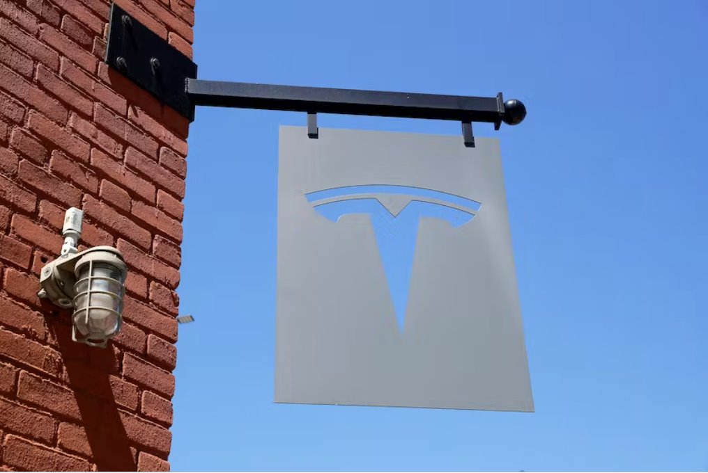 美國對襲擊北卡羅來納州學生的特斯拉展開安全調(diào)查