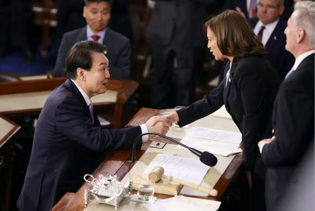 韓國總統(tǒng)尹錫烈強調(diào)在朝鮮問題上與日本美國三方合作