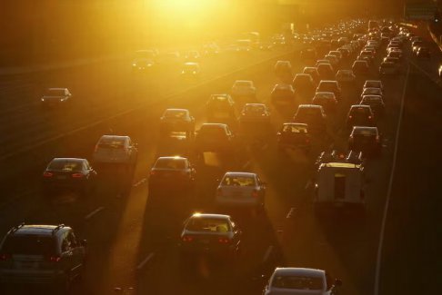 汽車制造商集團敦促美國環(huán)保署放寬汽車排放規(guī)定