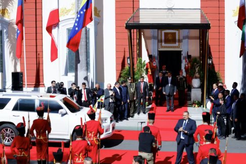 伊朗 委內瑞拉關注貿易增長 簽署石化協(xié)議