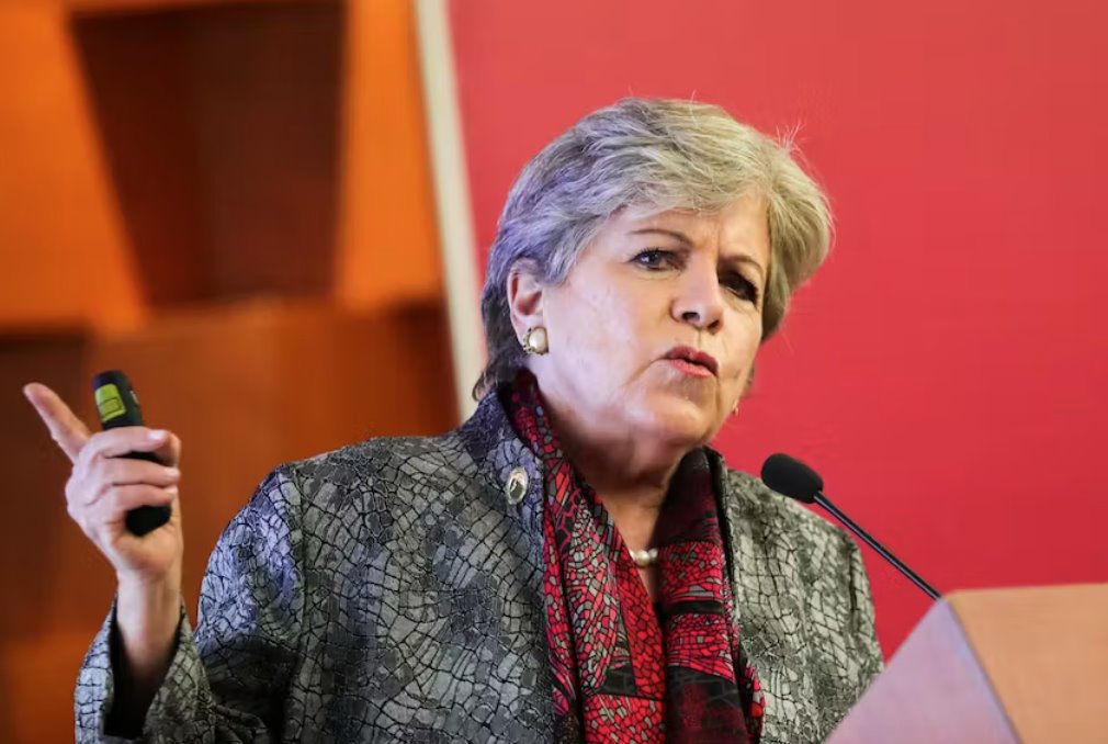 墨西哥總統(tǒng)任命資深外交官巴爾塞納為外交部長