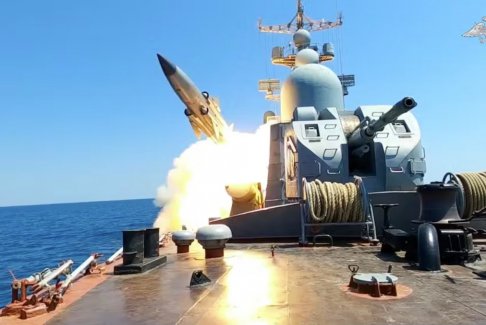 俄羅斯連續(xù)第四天打擊烏克蘭糧食并扣押船只