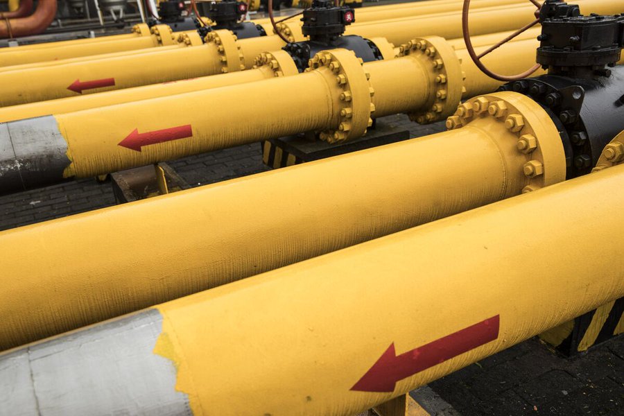 中國正在購買天然氣就像能源危機仍然存在一樣