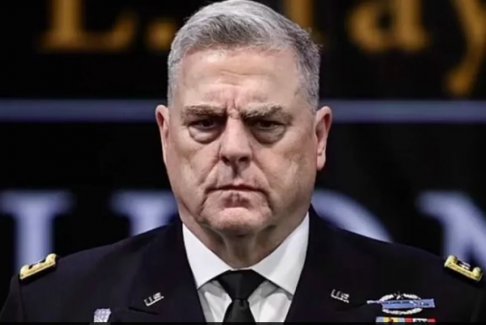 美國(guó)高級(jí)軍官下臺(tái) 斥責(zé)特朗普為“獨(dú)裁者”