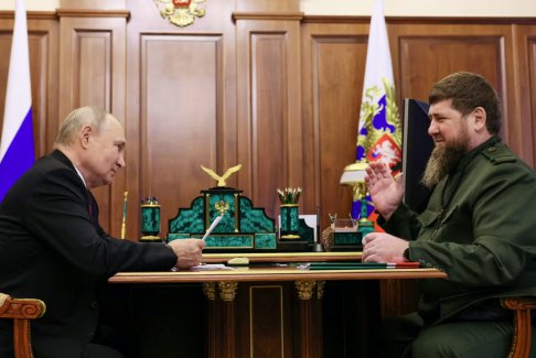 普京盟友建議推遲三月總統(tǒng)選舉 或排除競爭對手