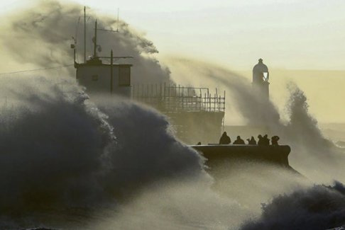 臺(tái)風(fēng)巴貝特將于襲擊英國