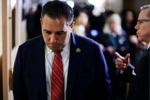 紐約共和黨采取行動將喬治·桑托斯驅(qū)逐出國會