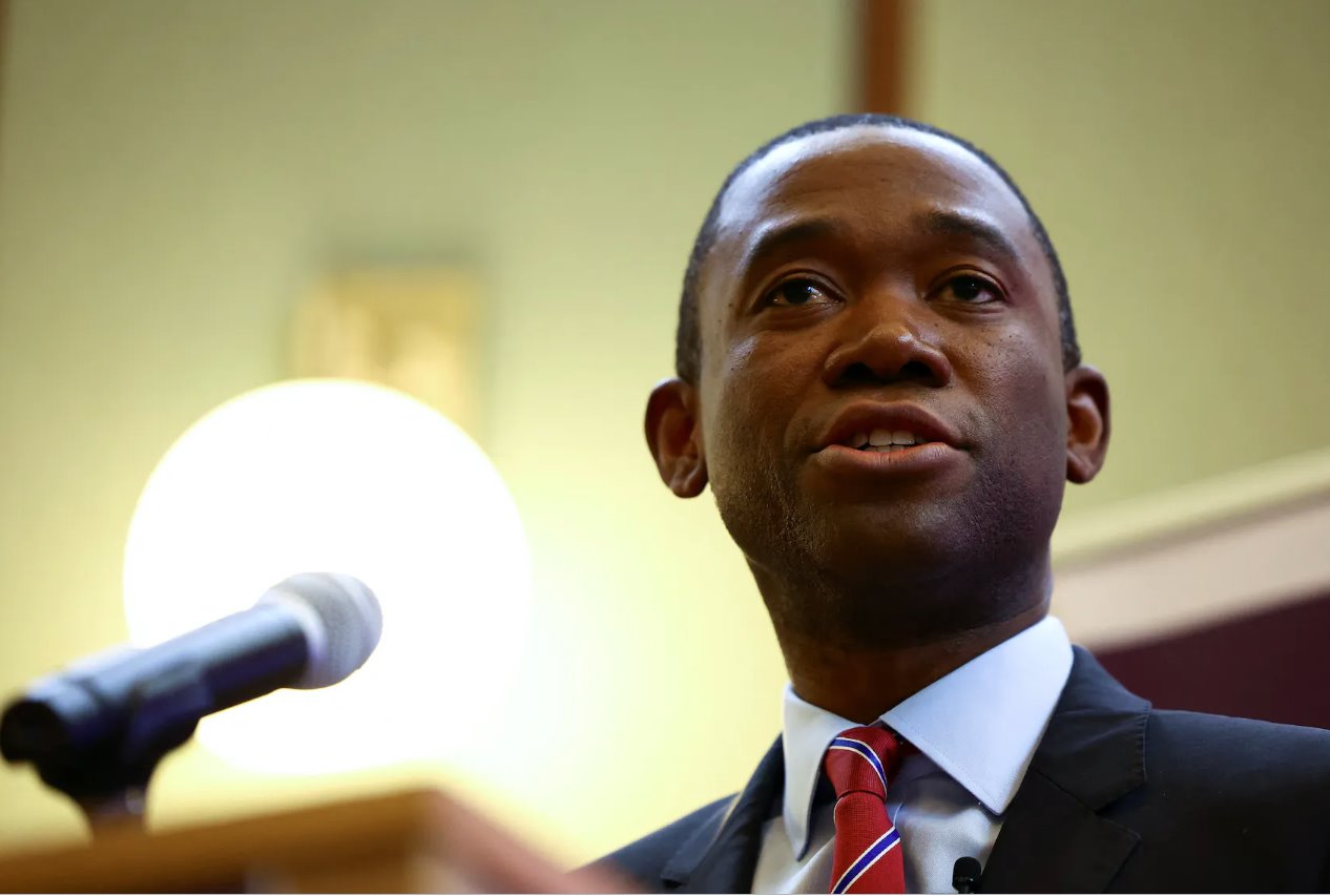 美國財政部表示 俄羅斯購買油輪比購買坦克“好得多”