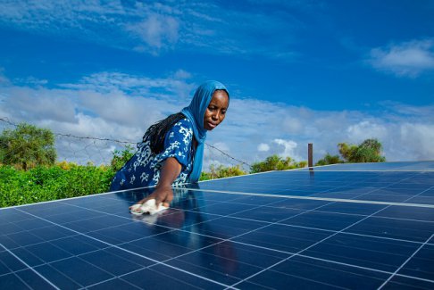 到2030年將可再生能源發(fā)電量增加兩倍需要資金