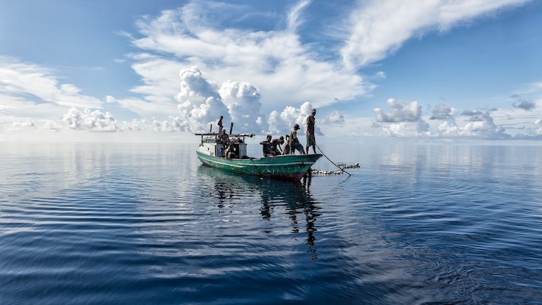 巴瑤族群在生物學(xué)上適應(yīng)了海上生活
