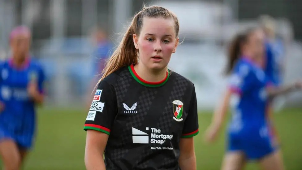 艾米&middot;科爾曾擔任北愛爾蘭19歲以下球隊隊長