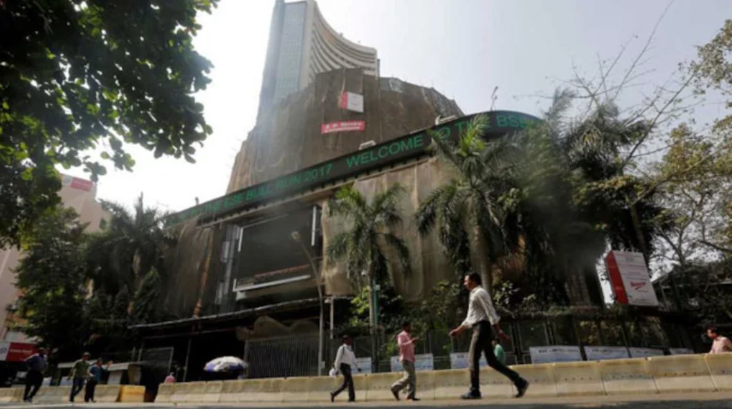 特朗普加劇美聯(lián)儲(chǔ)擔(dān)憂，黃金創(chuàng)歷史新高，股市走勢(shì)分化。