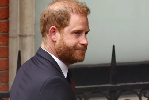 哈里王子表示“希望與家人和解”