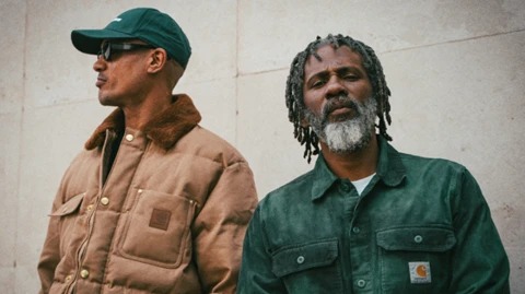 Strategy是一位曼徹斯特MC兼制作人，最初是備受贊譽(yù)的Broke
&pound;nglish樂(lè)隊(duì)的成員。