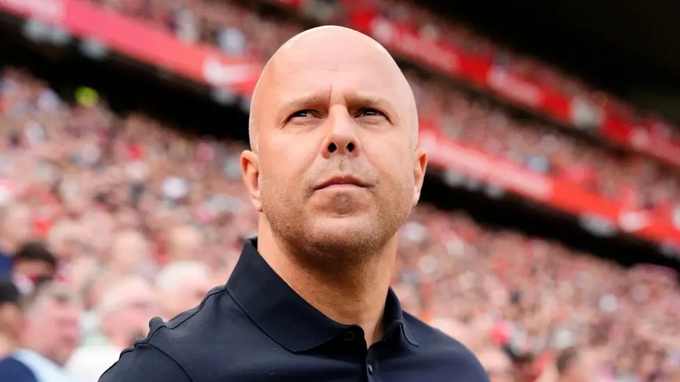 利物浦主教練阿恩&middot;斯洛特被評為最佳教練