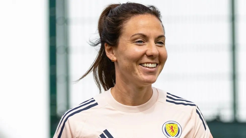 瑞秋·科西(RachelCorsie)在奧里亞姆(Oriam)參加蘇格蘭女子國(guó)家隊(duì)訓(xùn)練