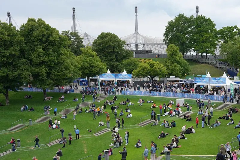 歐冠決賽前&ldquo;冠軍節(jié)村&rdquo;活動正在進(jìn)行中