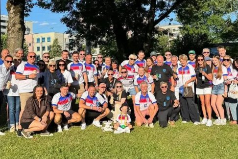 英格蘭女足球員的后勤團(tuán)隊和家人