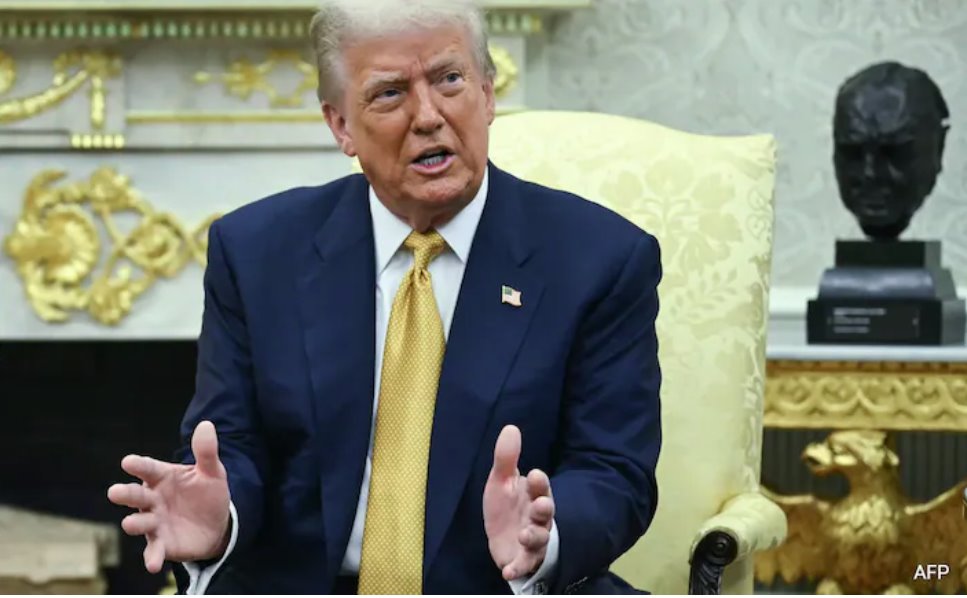 該訴訟于本月早些時(shí)候針對(duì)衛(wèi)生與公眾服務(wù)部部長(zhǎng)提起