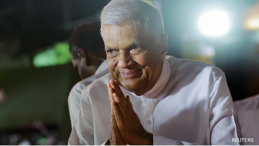 斯里蘭卡前總統(tǒng)拉尼爾&middot;維克勒馬辛哈因涉嫌挪用資金被捕