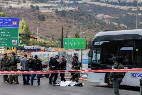 耶路撒冷公交車槍擊案致6人死亡