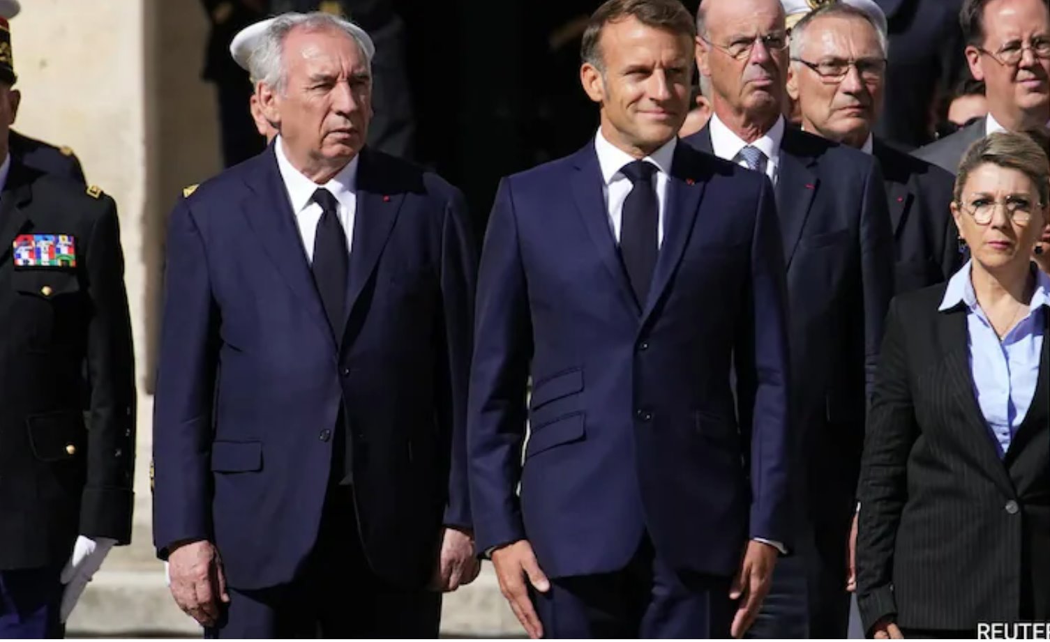 反對派呼吁舉行新的立法選舉,但據(jù)說馬克龍不愿意