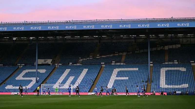謝菲爾德星期三對陣利茲聯(lián)的比賽中，希爾斯堡看臺空無一人