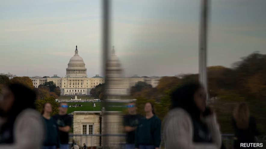 共和黨拒絕民主黨提出的結(jié)束政府停擺的提議,僵局進入第38天