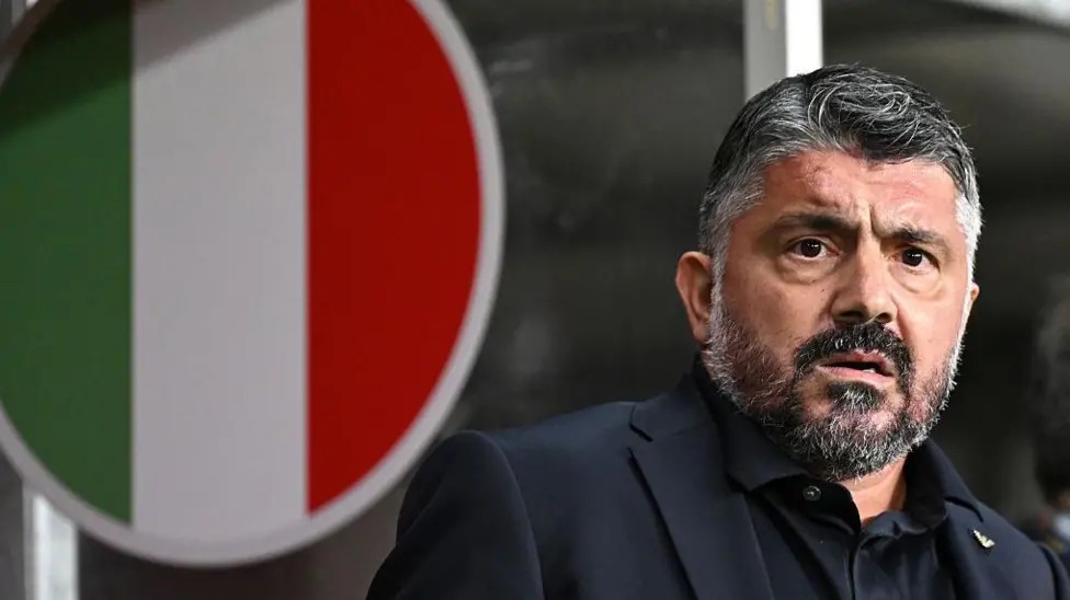 自六月以來(lái)，詹納羅&middot;加圖索一直擔(dān)任意大利國(guó)家隊(duì)主教練，并贏得了他執(zhí)教的前五場(chǎng)比賽。