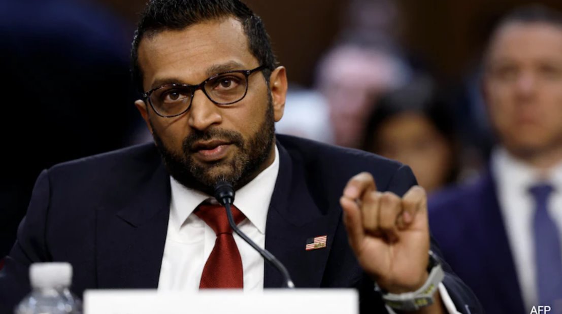 帕特爾在社交媒體上發(fā)布了有關(guān)正在審理案件的信息