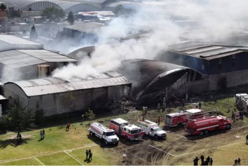 墨西哥小型飛機(jī)墜毀7人死亡