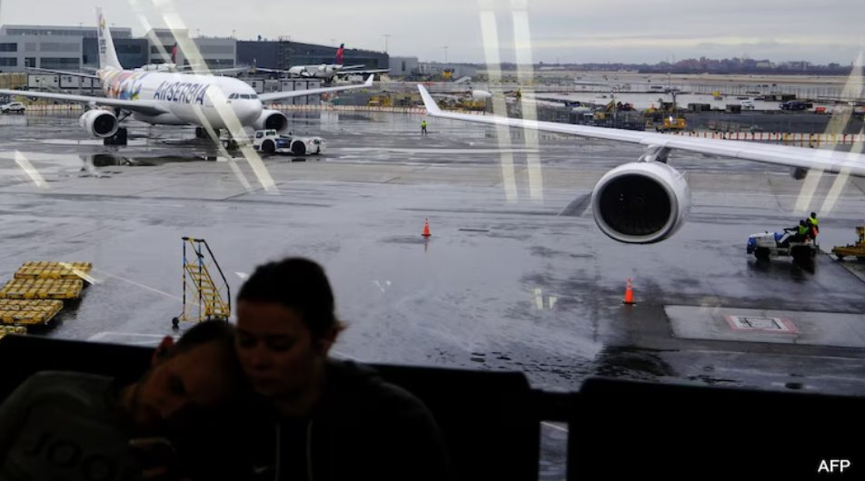 美國航空旅行遭受重創(chuàng)，1100個航班取消，近4000個航班延誤