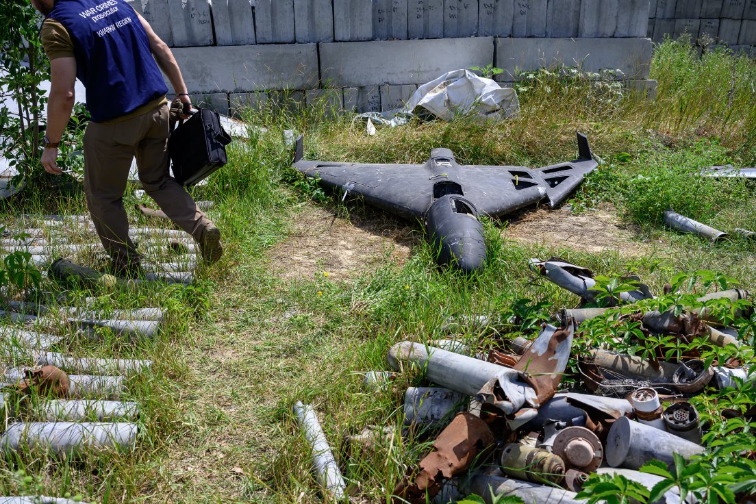 一架俄羅斯制造、伊朗設(shè)計(jì)的&ldquo;沙赫德-136&rdquo;（Shahed-136）無人機(jī)殘骸，俄羅斯稱為&ldquo;格朗-2&rdquo;（Geran-2）。