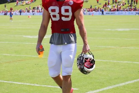 克里斯·薩頓的英超聯(lián)賽預(yù)測(cè)VS嘉賓