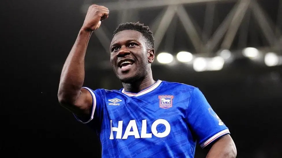 阿佐爾&middot;馬圖西瓦此前代表伊普斯維奇出場30次均未進球